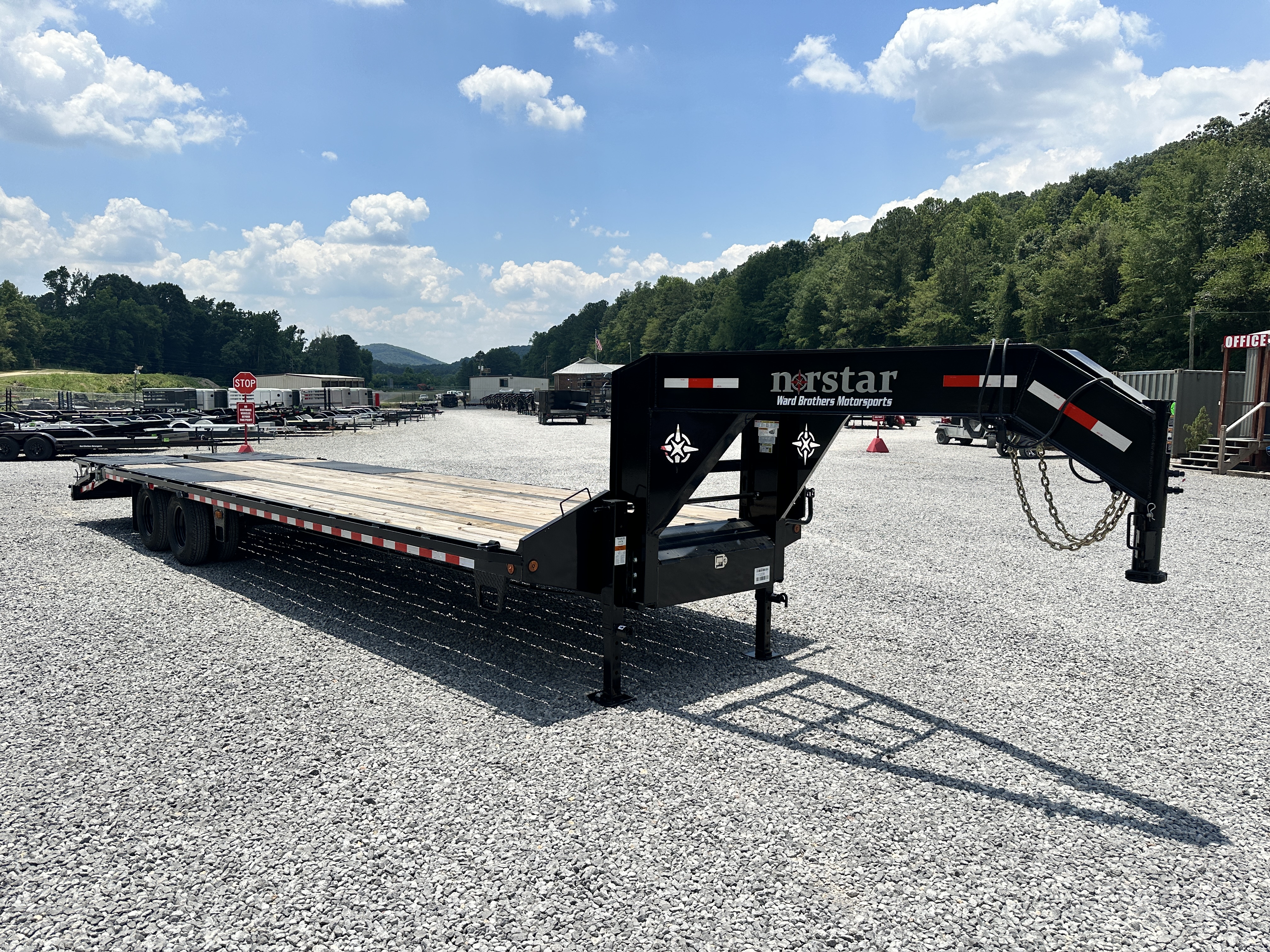 2025-Norstar-FXG-32ft-22K-Deckover-Gooseneck-Norstar32FXG22k 2025-Norstar-FXG-32ft-22K-Deckover-Gooseneck-Norstar32FXG22k
